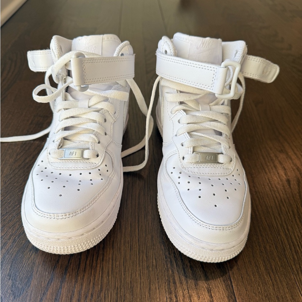 Nike Air Force 1  High-Top Sneakers